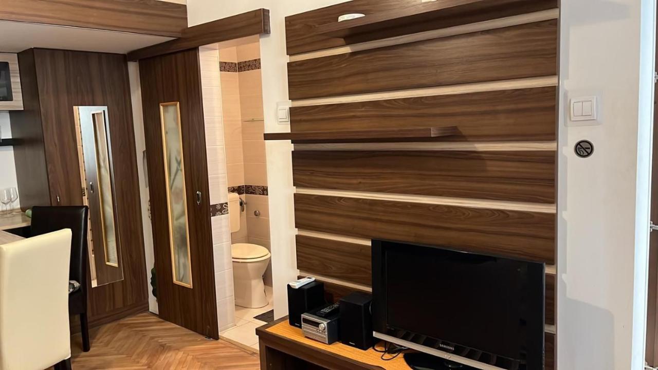 Apartment Vaci Budapest Esterno foto