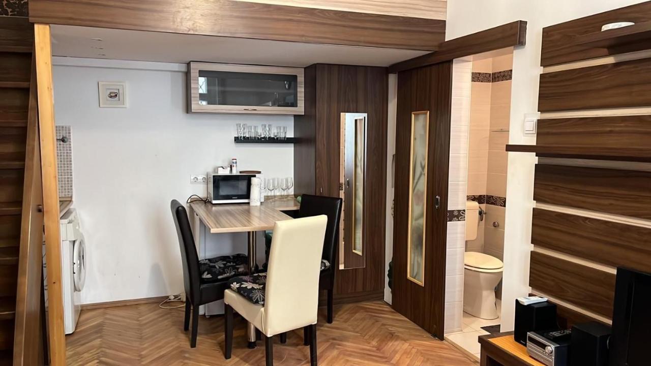 Apartment Vaci Budapest Esterno foto